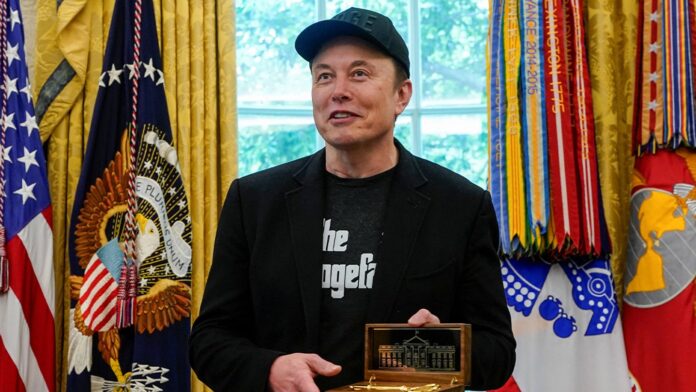 Will Trump's Team Kill Musk's Government Revolution? The Inside Battle