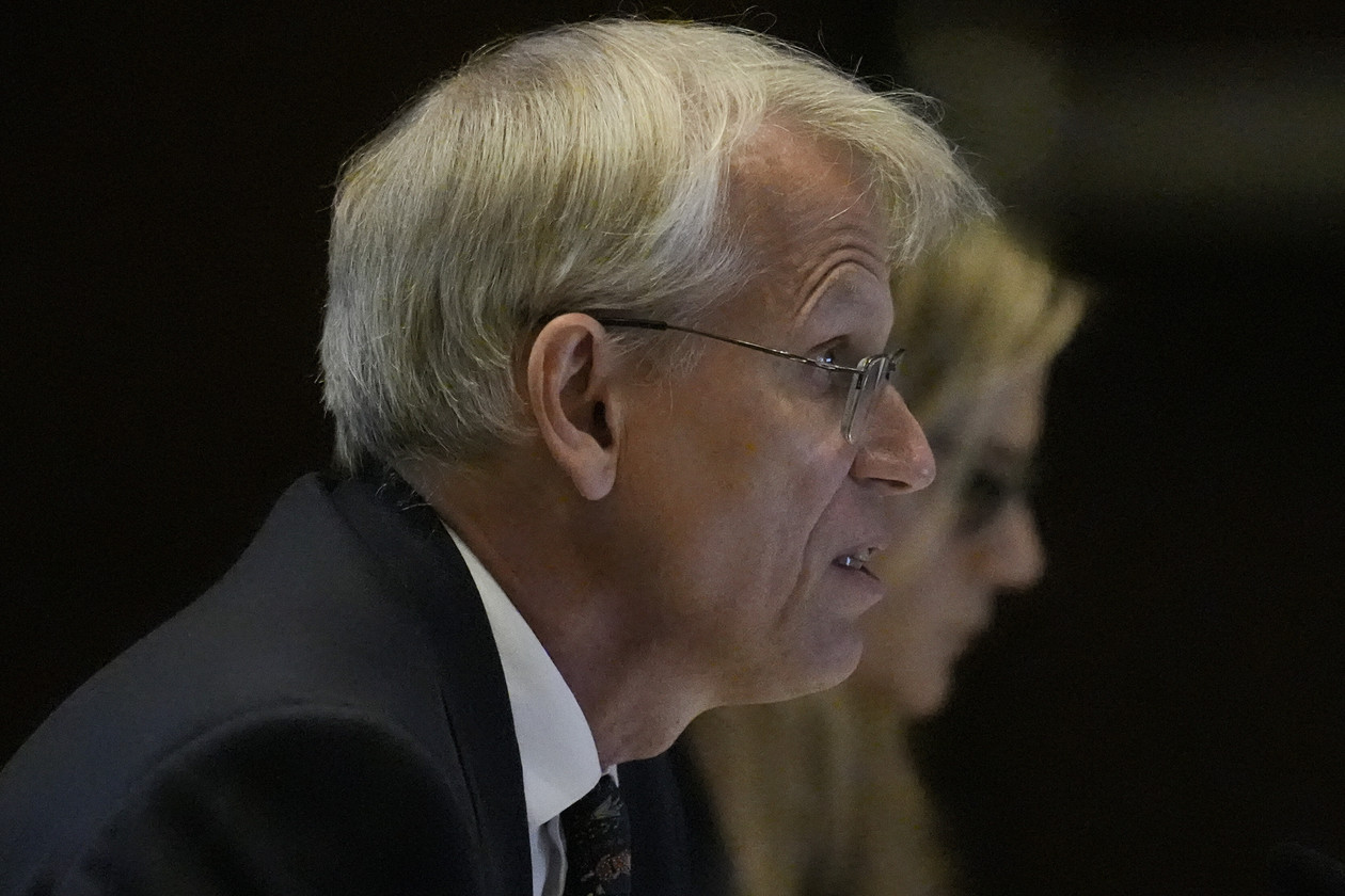 Kennedy’s Vaccine Panel Debut: What Really Happened at the First Meeting?